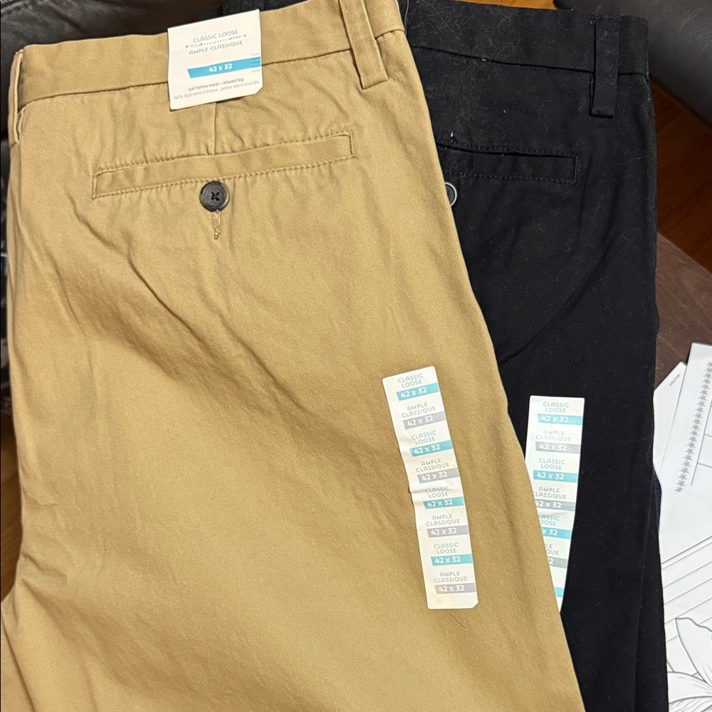 Old Navy Men's Classic Loose Black and Tan Pants